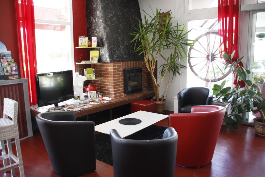Logis Hotels - Hotel Et Restaurant Le Relais Des Garrigues Grisolles  Luaran gambar
